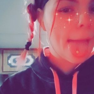 Meet your Posher, Cierra